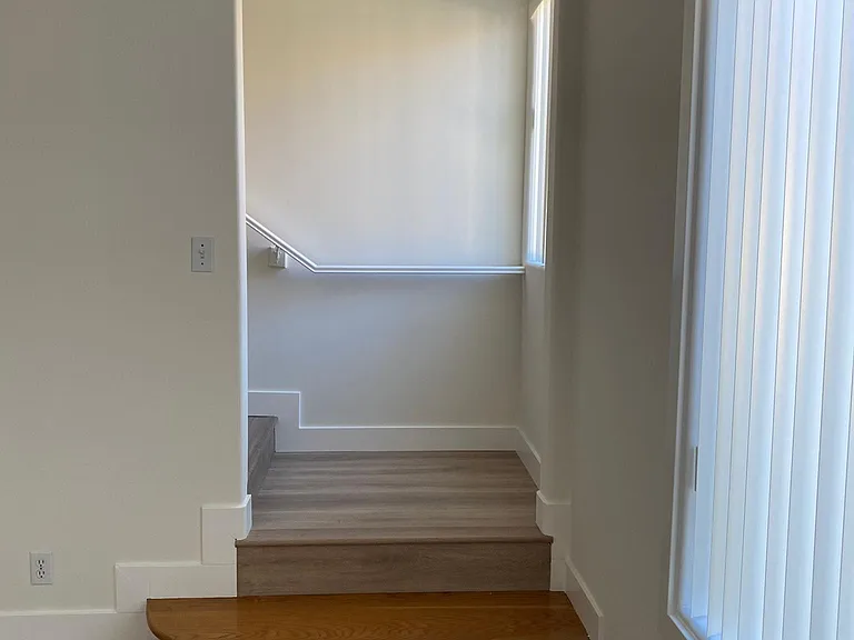 1760 N Alexandria Ave #1/2 — Photo 15