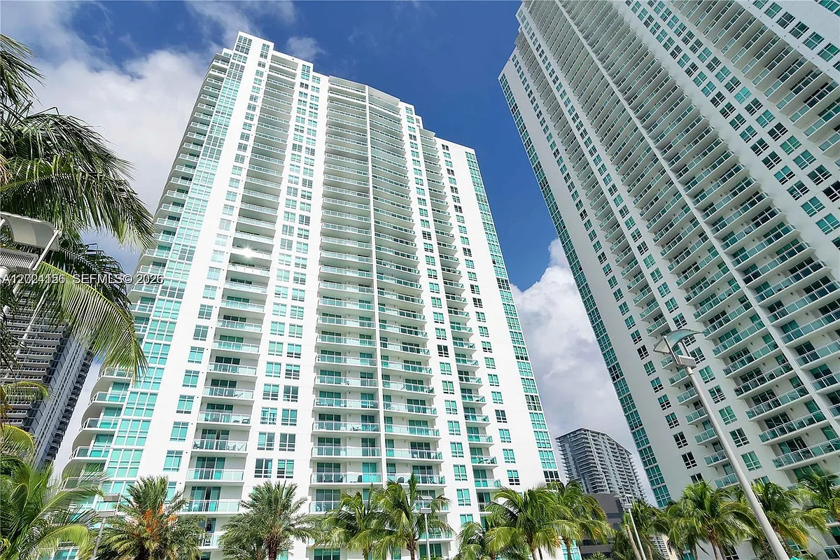 Building Photo - 951 Brickell Ave #3107