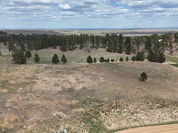 2nd image of 2 Prairie View Loop