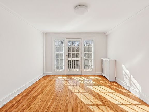 4th image of 169 Greenwood Ave APT K3