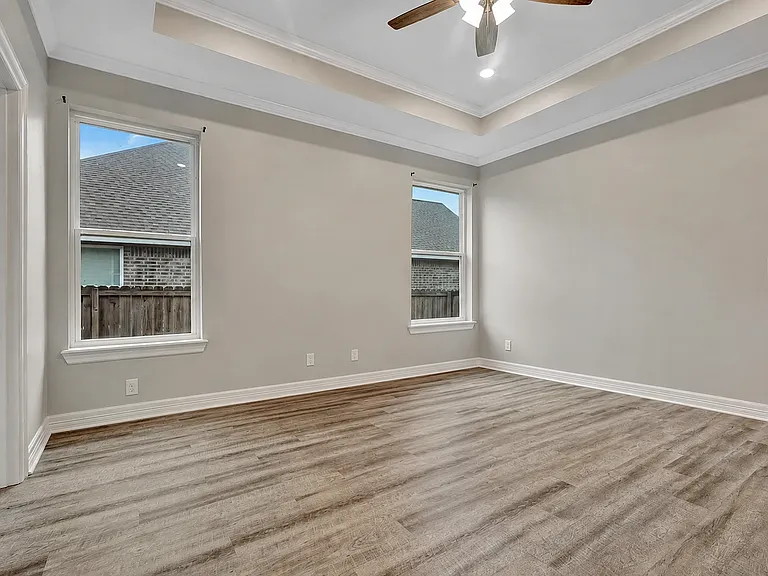 201 Shirey Dr — Photo 10