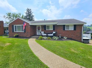 2623 Beverly Dr, Washington, PA 15301