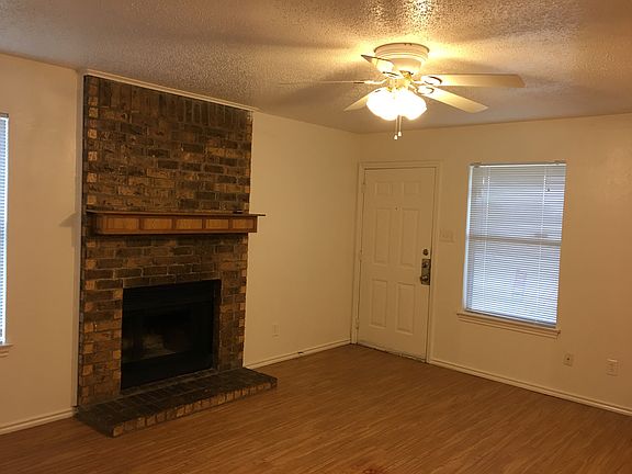 2nd image of 3400 Heritage Ln