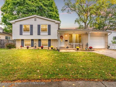 2414 Leon Ave, Lansing, MI, 48906