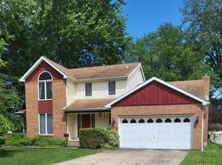 1455 Doebler Dr, North Tonawanda, NY