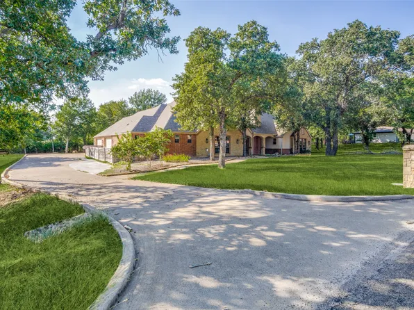 101 Oakwood Dr, Weatherford, TX 76086