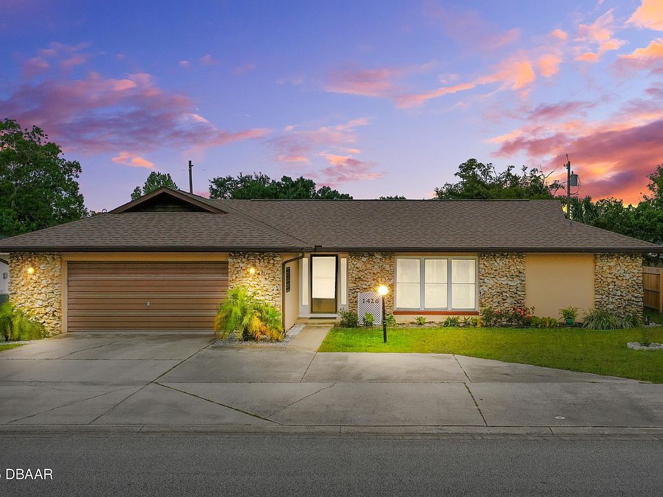 1st image of 1426 Saxon Blvd