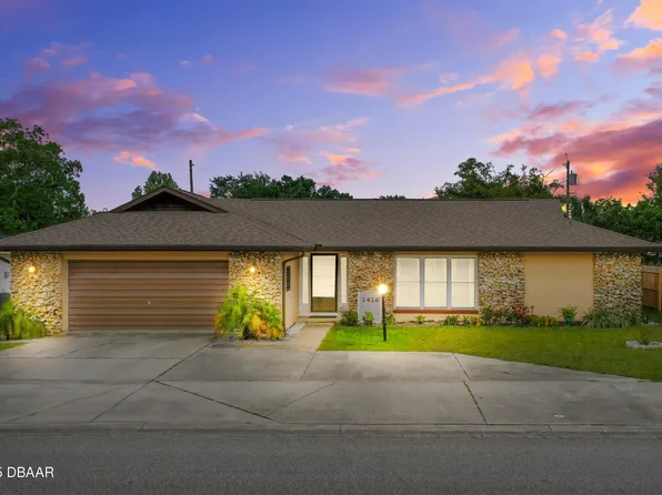 1426 Saxon Blvd, Deltona, FL 32725