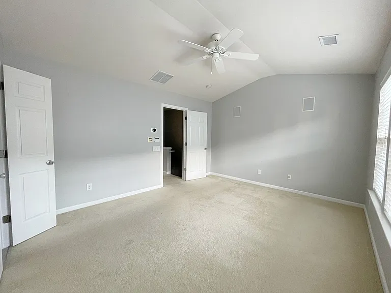 2947 Castleberry Ct — Photo 14