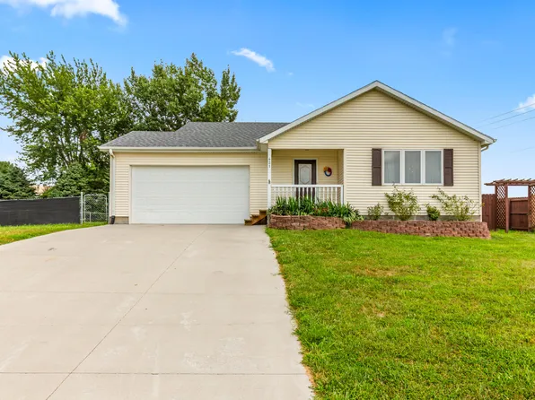 421 S Dye St, Carson, IA 51525