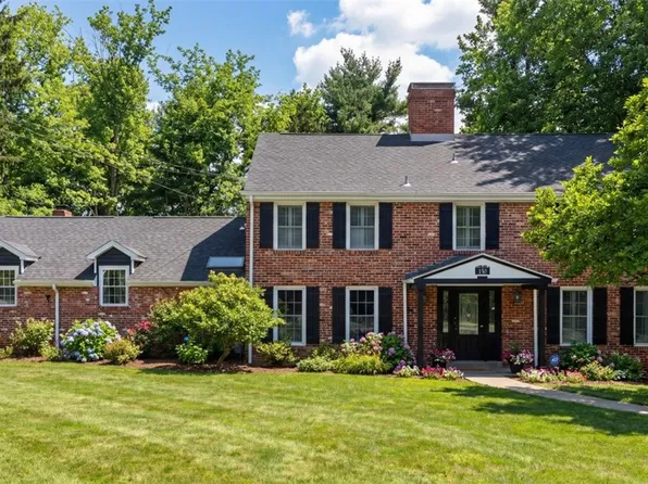 150 Maple Dr, Wexford, PA 15090