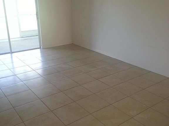 4th image of 116 Harry Ave S