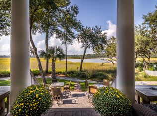 38 Saturday Rd, Mount Pleasant, SC 29464