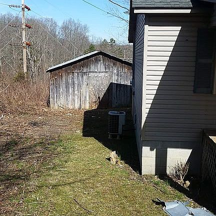 5th image of 2162 Highway 52 W