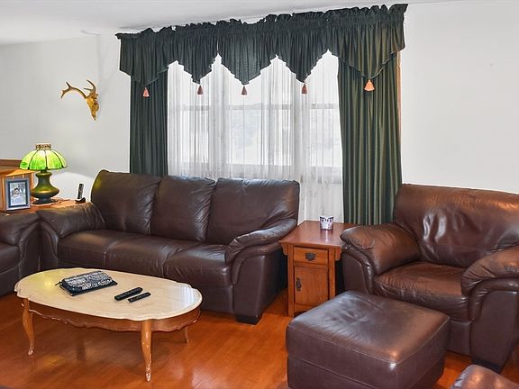 4th image of 59 Hamilton Ave