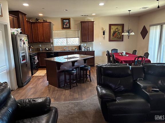 2nd image of 2315 Cobern St