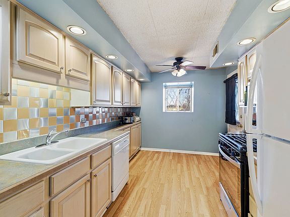 3rd image of 13616 Royal Ct APT 207