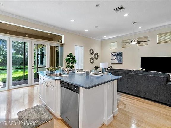 5th image of 8280 NW 105th Ln