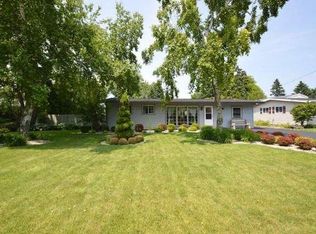 510 9th Pl, Kenosha, WI 53140