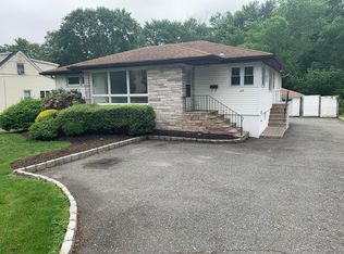 169 Hillside Ave, Livingston, NJ 07039