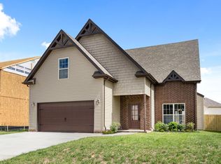 1233 Winterset Dr, Clarksville, TN 37040