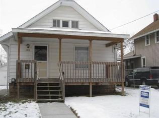 1915 John St, Lansing, MI 48906