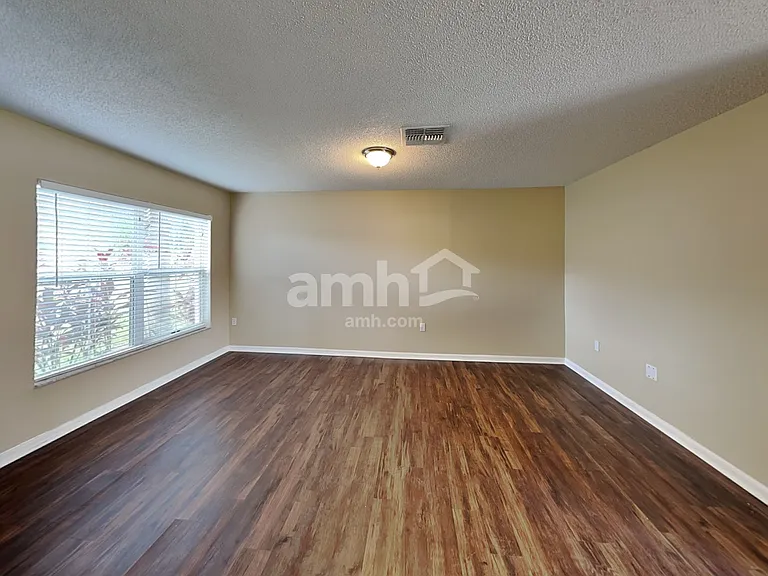 901 Anchorage Ln — Photo 7