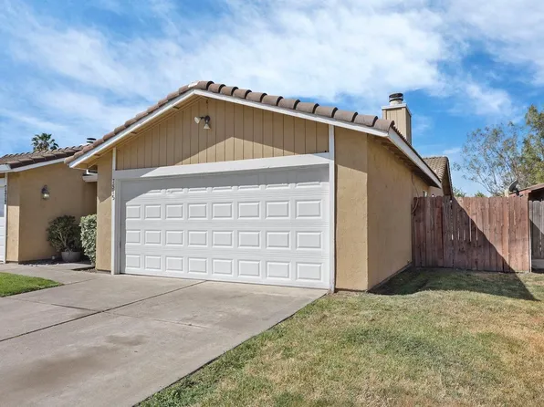 7315 Village Green Dr, Stockton, CA 95210