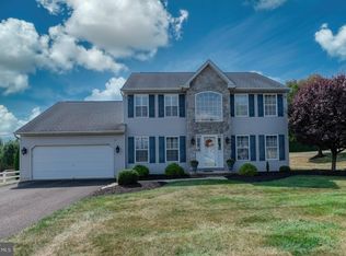 202 Shepard Ln, Chalfont, PA 18914
