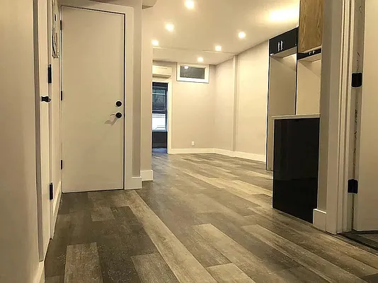 Rented by Yup Realty LLC | media 18