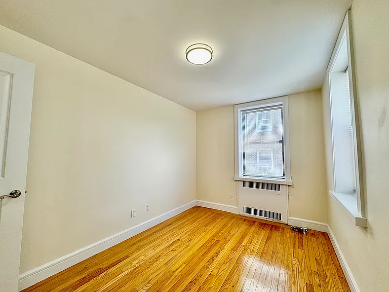 36-40 Bowne St #4A — Photo 9