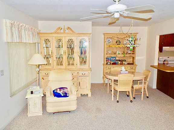 5th image of 124 Lake Pine Cir APT B-1