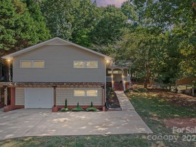 39 Elm St, Badin, NC, 28009