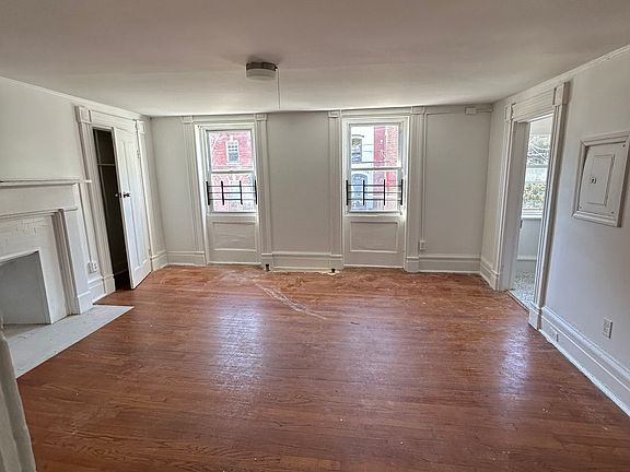 5th image of 282 Grand St Floor 2