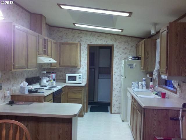 2nd image of 5701 NE Saint Johns Rd Unit 38