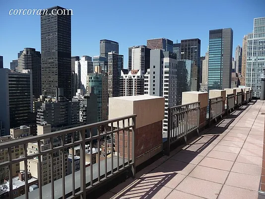 Rented by Corcoran | media 20