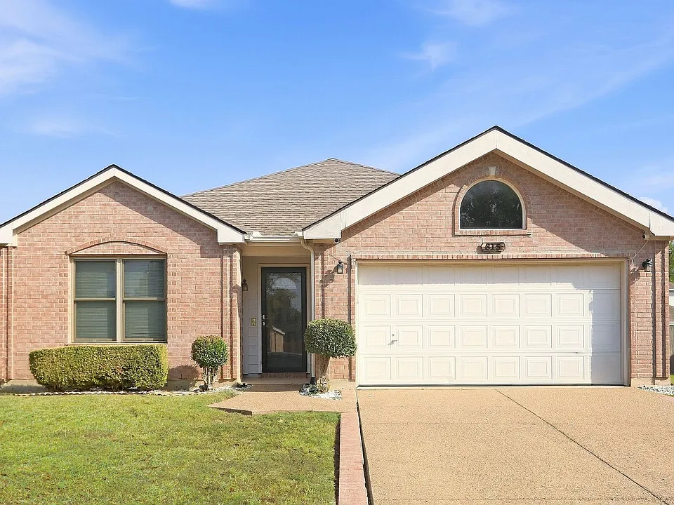 815 Breanna Way