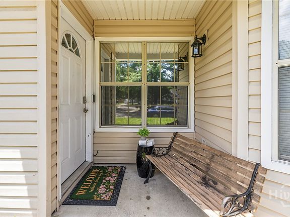5th image of 56 Quail Forest Drive