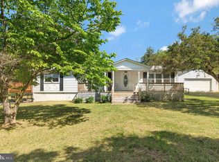 2020 Woods Rd, Saint Leonard, MD 20685