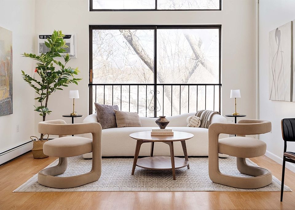 1st image of 993 Massachusetts Ave APT 203