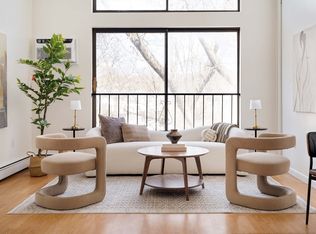993 Massachusetts Ave APT 203, Arlington, MA 02476
