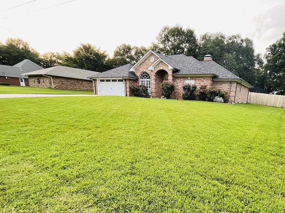 1st image of 519 Charmwood Dr