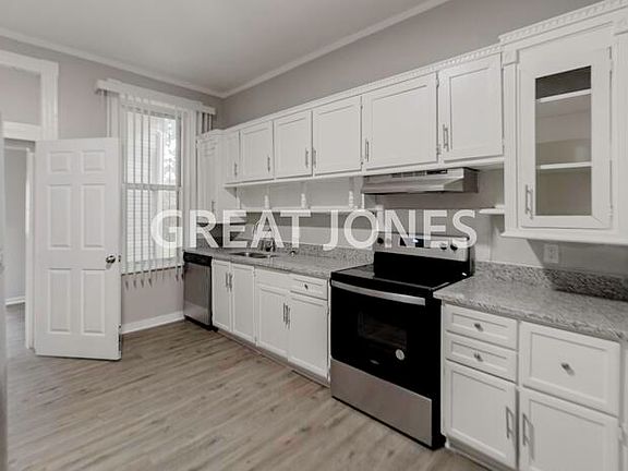 5th image of 4746 Michigan Ave