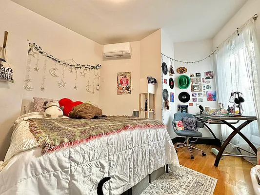 Rented by Doorway NYC, LLC | media 25