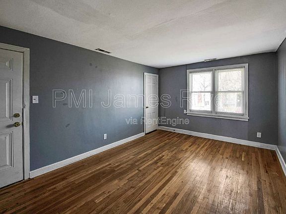5th image of 4915 Chamberlayne Ave APT 4