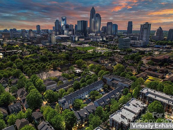 3rd image of 656 Garden District Dr