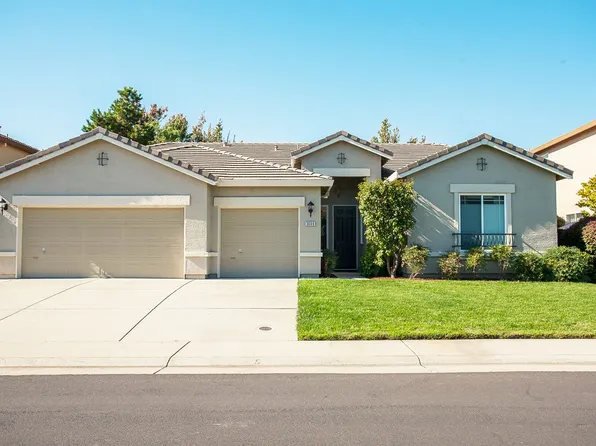 3009 Sutter Buttes Dr, Roseville, CA 95747