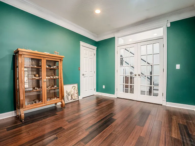 7179 Fernridge Dr — Photo 6