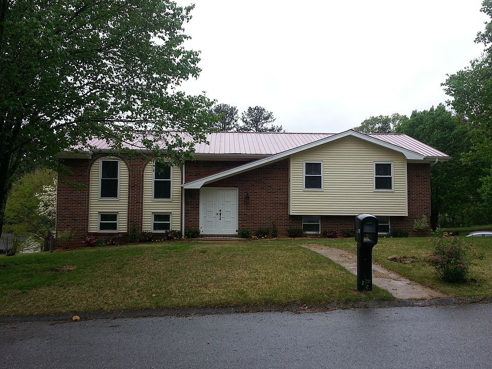 1st image of 715 Haven Hill Dr