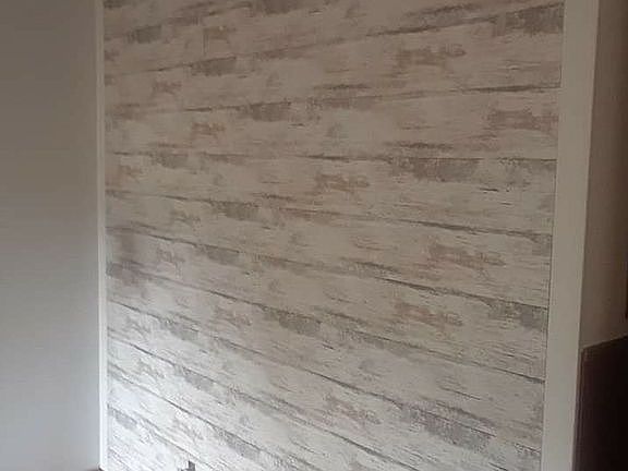 New barn wood wall